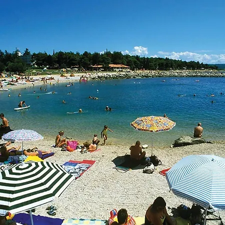 Cozy In Novigrad With Swimming Pool Appartamento *